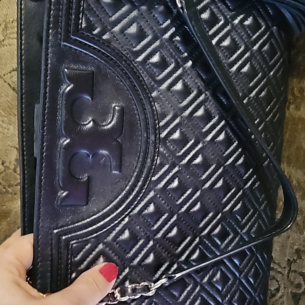 Tory Burch, leather, spacious authentic.Normal were. - Picture 7 of 7